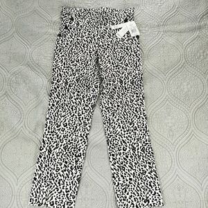 2/$30 NWT Joe B Black & White Leopard Print Ankle Pants Womens Size L Mob‎ Wife